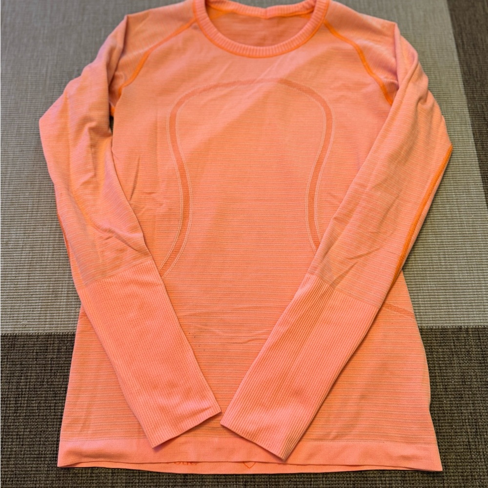 Lululemon Swiftly Tech Long Sleeve | size 6